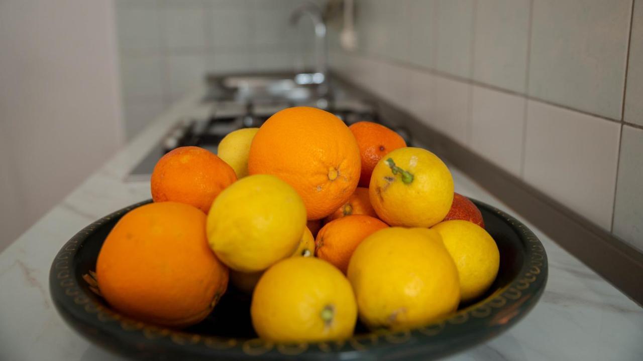 Appartamenti Melograno E Fico Loculi 外观 照片